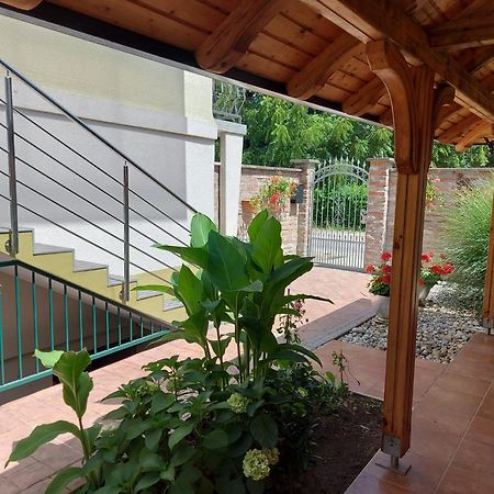Apartman Kovac-Bilje Eksteriør bilde